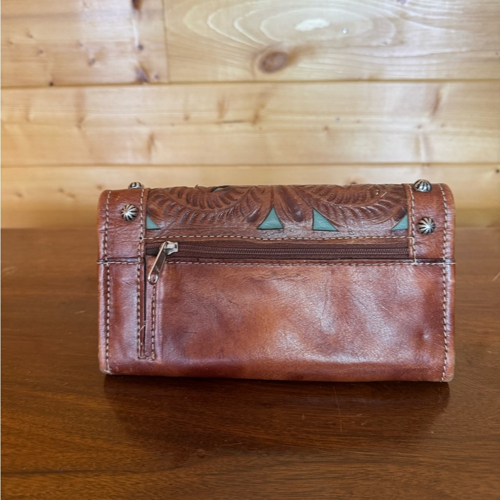 American West Brown Leather Studded Clutch/Trifold Wallet - Picture 2 of 8